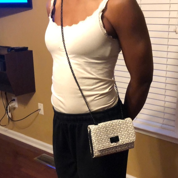 **SOLD**. Crossbody Bag - Picture 7 of 8